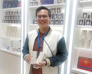 Seung Tae Resmi Debut di JXBeauty 2025: Skincare Mindful dari Singapura dengan Sentuhan Korea