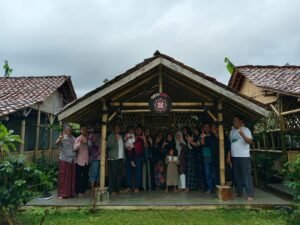 Syukuran Saung Saidun Hamdanah, Daya Putra Bangsa Salurkan Santunan untuk 30 Anak Yatim