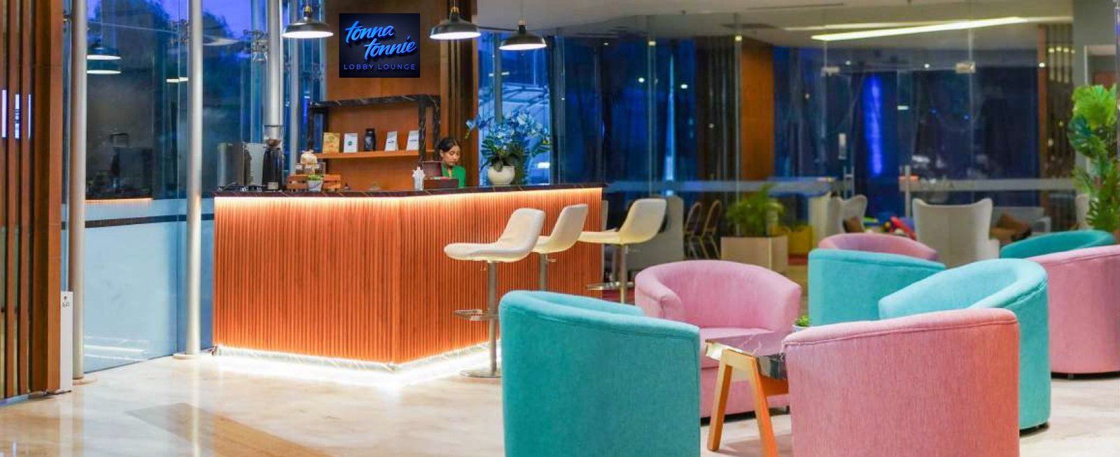 Hadirkan Pengalaman Co-Working Space Berkelas Hotel Bintang Empat, Tonna Tonnie Lobby Lounge Resmi Dibuka di Aston Pluit