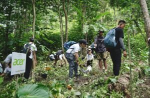 Acer Indonesia Perkuat Komitmen Keberlanjutan Melalui Pengelolaan 3 Ton e-Waste dan Penanaman 2.000 Pohon