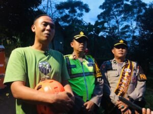 Sempat Tertimbun Longsor, Dua Anak di Bogor Selatan Berhasil Diselamatkan