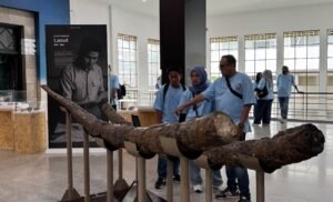 FIFGROUP Salurkan Beasiswa Ceria untuk 473 Anak Karyawan di Seluruh Indonesia