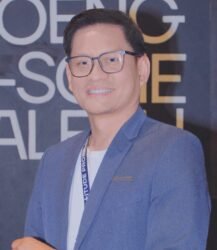 Aditya Maulana General Manager Vue Palace Hotel