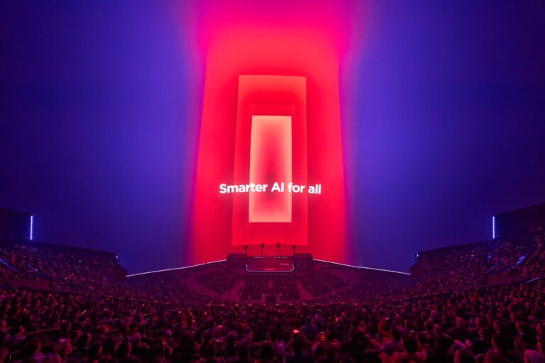 Lenovo Perkuat Penerapan AI Enterprise lewat Peluncuran Agentic AI dan Lenovo xIQ