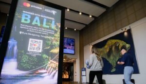 Menpar Widiyanti Awali 2026 dengan Tinjau Kesiapan Pariwisata Bali Saat Puncak Libur Nataru