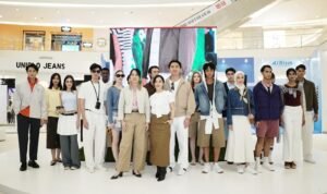 Koleksi UNIQLO Spring/Summer 2026 Hadir di Jakarta, Ini Tips Fashion dari Nikita Willy