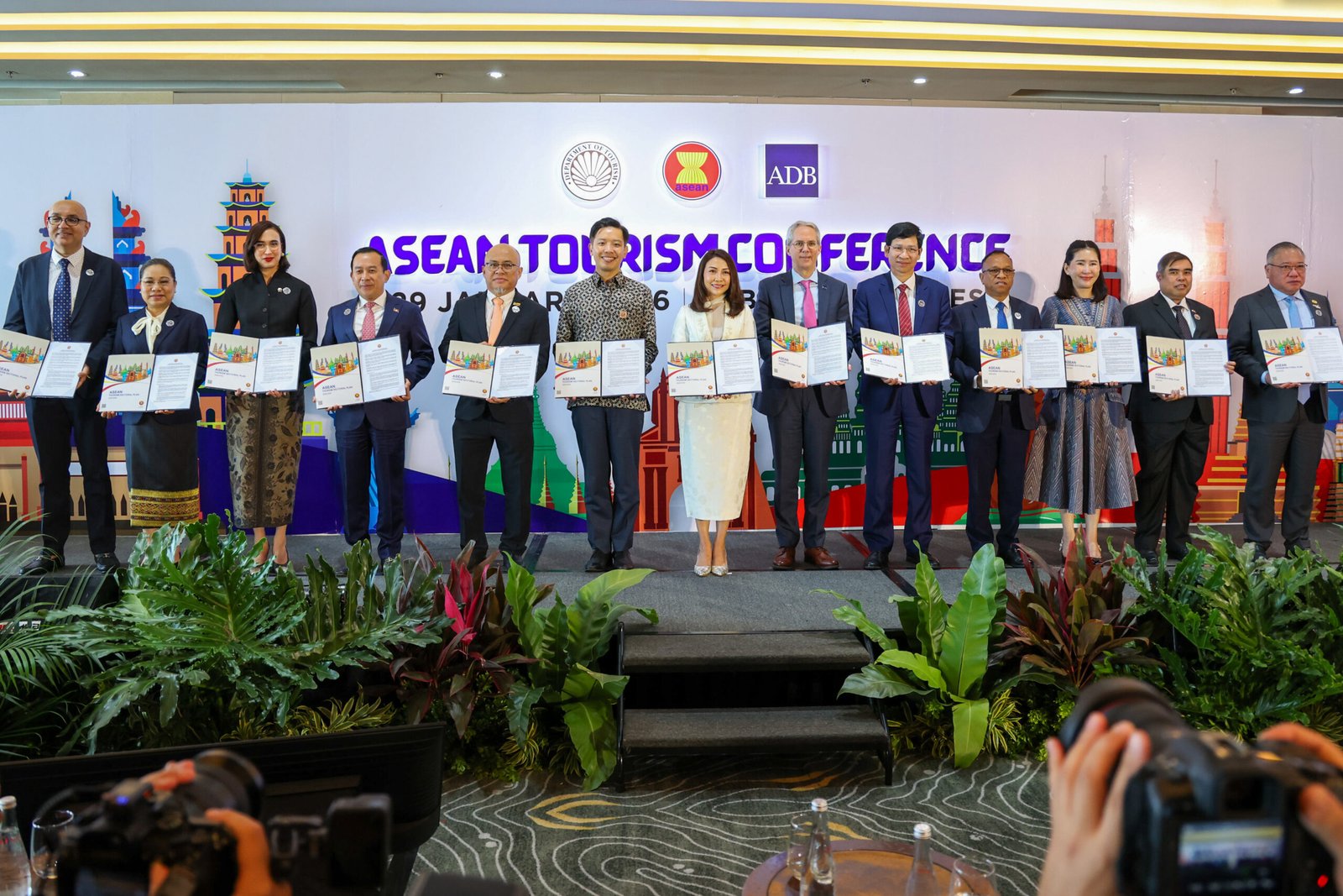 Indonesia Perkuat Kepemimpinan Pariwisata Kawasan di ASEAN Tourism Forum 2026
