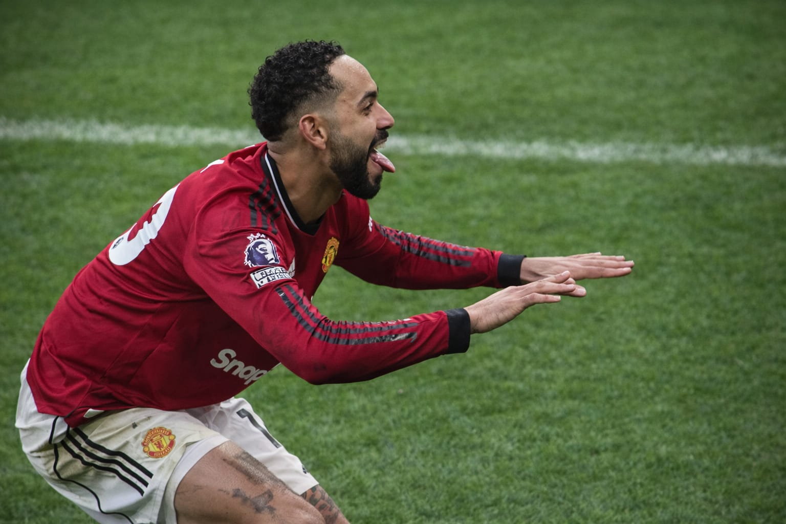 Dramatis! Duo Brasil Antar Manchester United Lolos di Detik Terakhir di Old Trafford