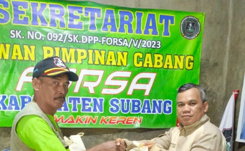 FORGANA Salurkan 100 Paket Sembako untuk Korban Banjir Subang