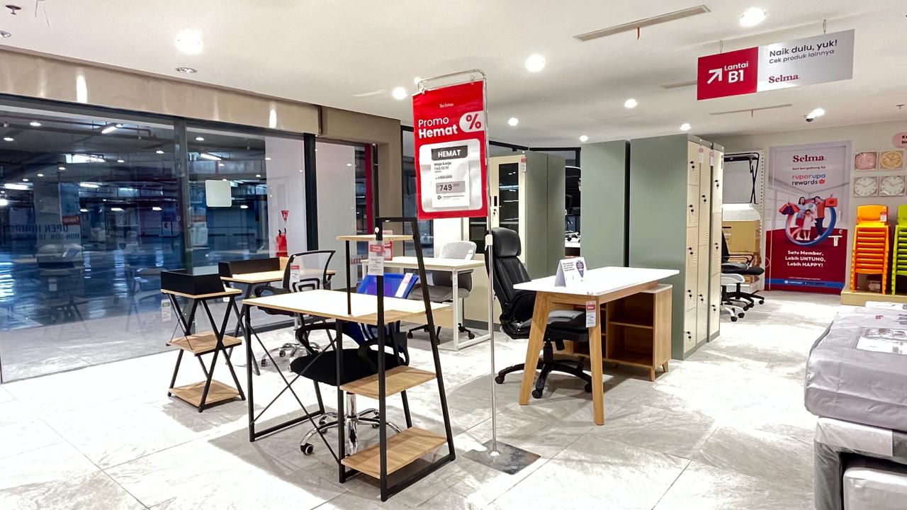 Kini Tak Perlu Jauh-Jauh, Warga Bali Punya Toko Furnitur Hemat Baru di Living World Denpasar