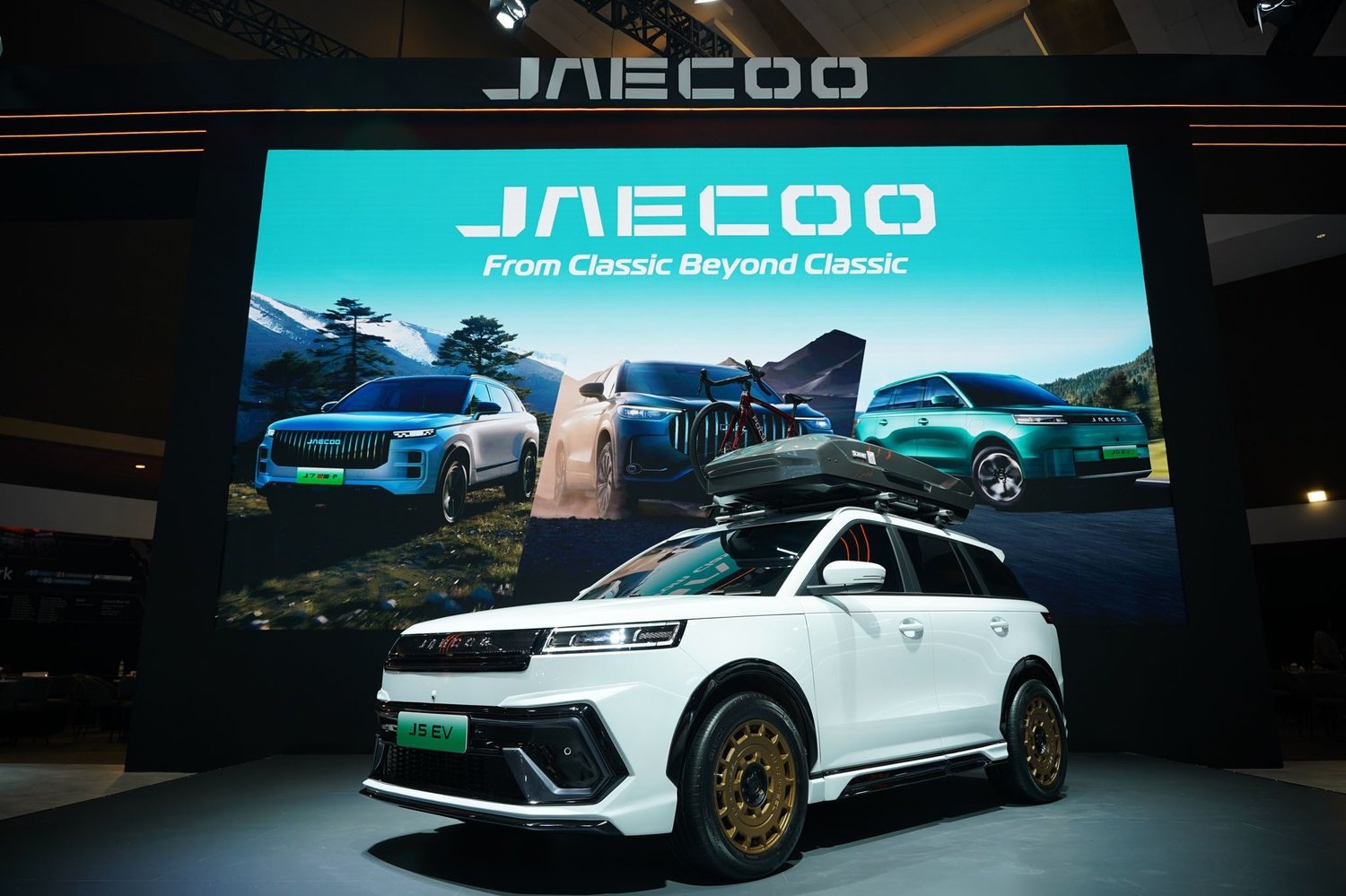 JAECOO J5 EV Jadi “Kanvas” Modifikasi, Konsumen Diajak Berkreasi Rancang Mobil Listrik di IIMS 2026 Lewat Co-Creation
