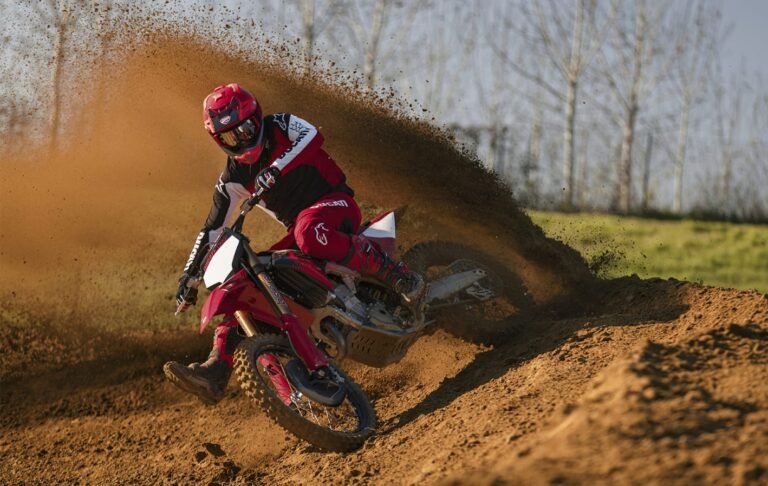 Ducati Desmo450 MX Factory Resmi Meluncur, Motor Motocross Race-Ready dengan DNA MotoGP