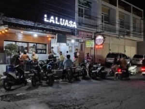 Rebranding Laluasa Coffee & Eatery di Babelan, Hadirkan Kopi Bakar Manggar dan Sop Buntut Bintang Lima Harga Kaki Lima