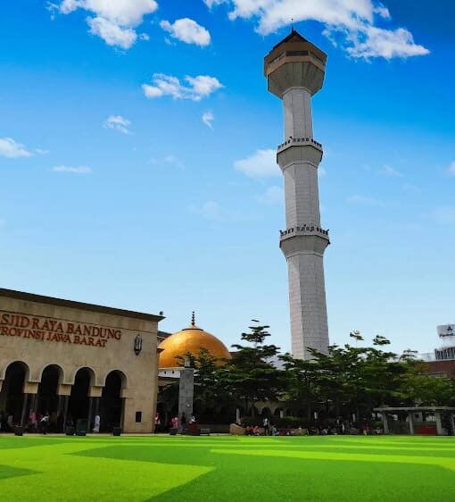 Rekomendasi Wisata Religi di Bulan Ramadan, Destinasi Penuh Kedamaian