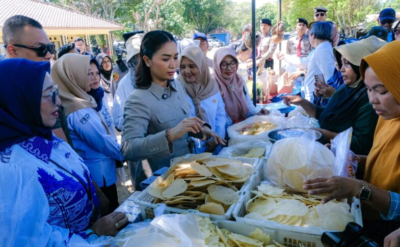 Wamenpar Ni Luh Puspa Tegaskan Destinasi Wisata Harus Bebas Pungli Jelang Libur Lebaran