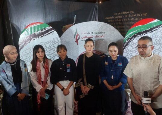 Bella Fawzi Perluas Konsolidasi Musisi untuk Palestina Lewat “Tanah Para Nabi Movement”