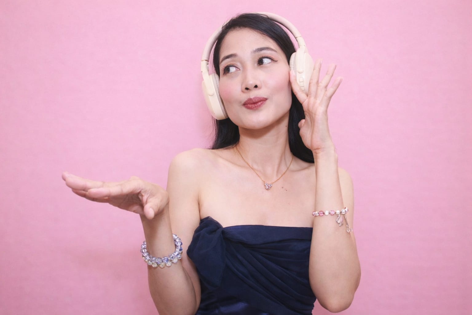 Dari Lomba Karaoke Jurnalis ke Industri Musik, Kintan Rilis Single Upbeat “Lets Dance”