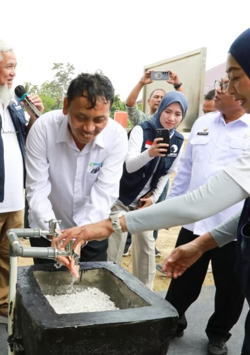 Pascabencana Banjir, Danone Indonesia Bangun Infrastruktur Air Bersih di Fasilitas Kesehatan