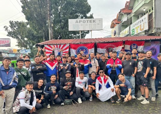 Moonraker Bogor Raya dan CAS Berbagi 100 Takjil di Bogor Barat, Tebar Kepedulian di Bulan Ramadan