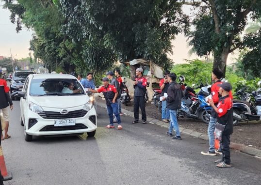 BPK Oi Kota Bogor Berbagi Takjil di Bulan Ramadhan, Tebar Kepedulian untuk Warga