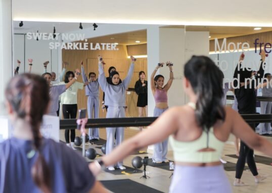 Dukung Perempuan Aktif, ASICS Hadirkan NAGINO™ Collection di Indonesia