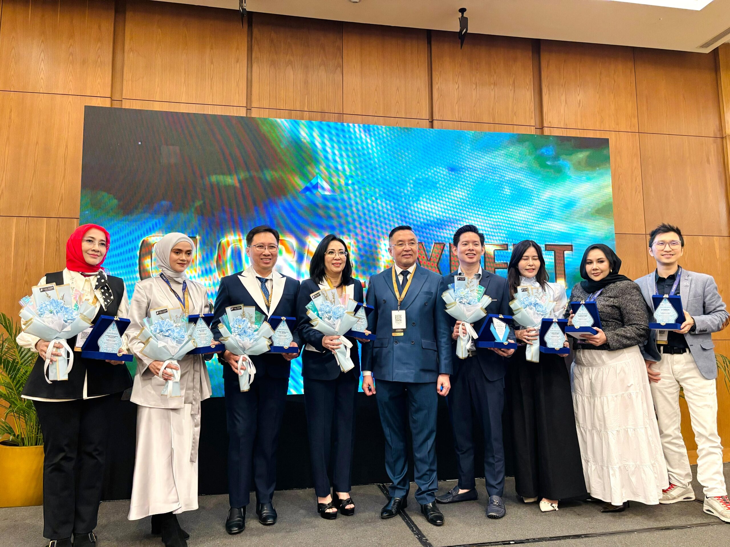 Tanpa Operasi, Dokter Ungkap Teknik Double Fix Pyramid Threadlift untuk Membentuk Hidung Mancung