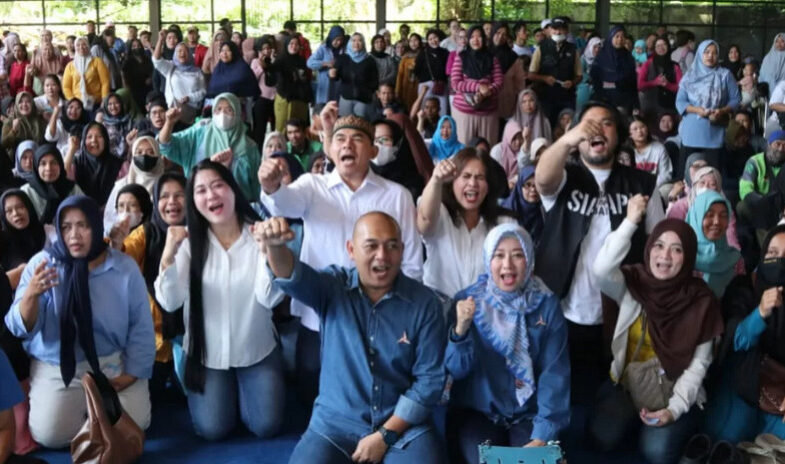 1. Pasar Murah Partai Demokrat di Bogor, Warga Bisa Dapat Paket Sembako Rp70 Ribu