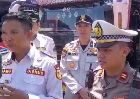 2. Jelang Mudik Lebaran, Dishub Bogor Periksa 15 Kendaraan Angkutan Umum