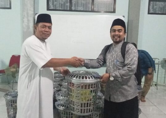 SMK Taruma Negara Bogor Gelar Bukber dan Bagikan THR untuk Guru dan Staf
