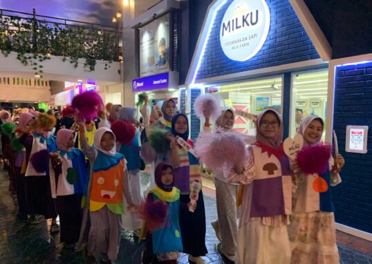MILKU dan Yayasan WINGS Peduli Berbagi Kebaikan Ramadan Bersama 100 Anak Panti Asuhan