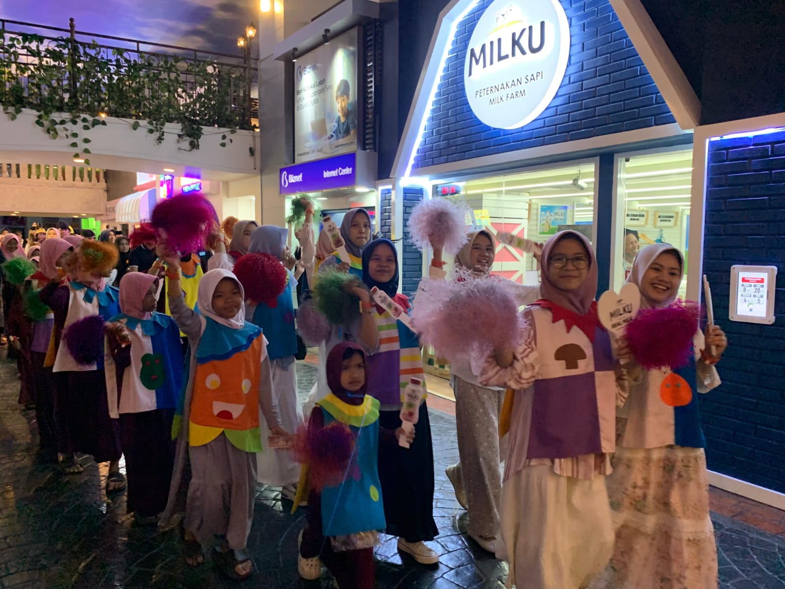 MILKU dan Yayasan WINGS Peduli Berbagi Kebaikan Ramadan Bersama 100 Anak Panti Asuhan