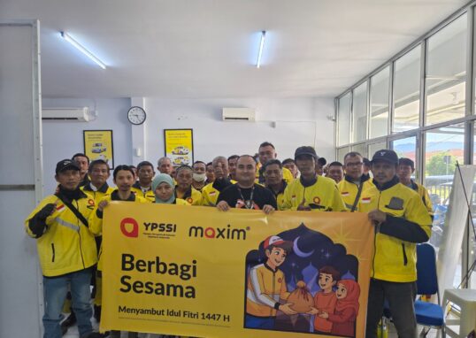 Maxim Gorontalo Perkuat Solidaritas Ramadan Lewat Sembako dan BHR untuk Mitra