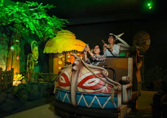 Wisata Lebaran di Jatim Park 2, Jelajah Dunia Pulu-Pulu hingga Rainforest Show