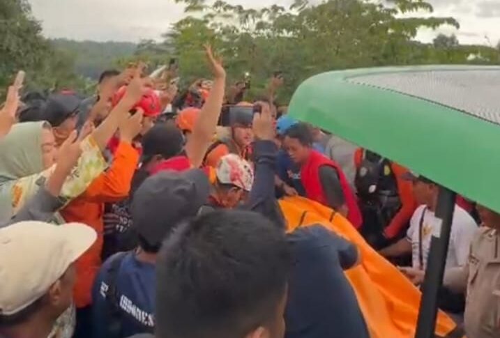 Remaja 16 Tahun Hanyut di Sungai Cileungsi, Ditemukan Meninggal Dunia