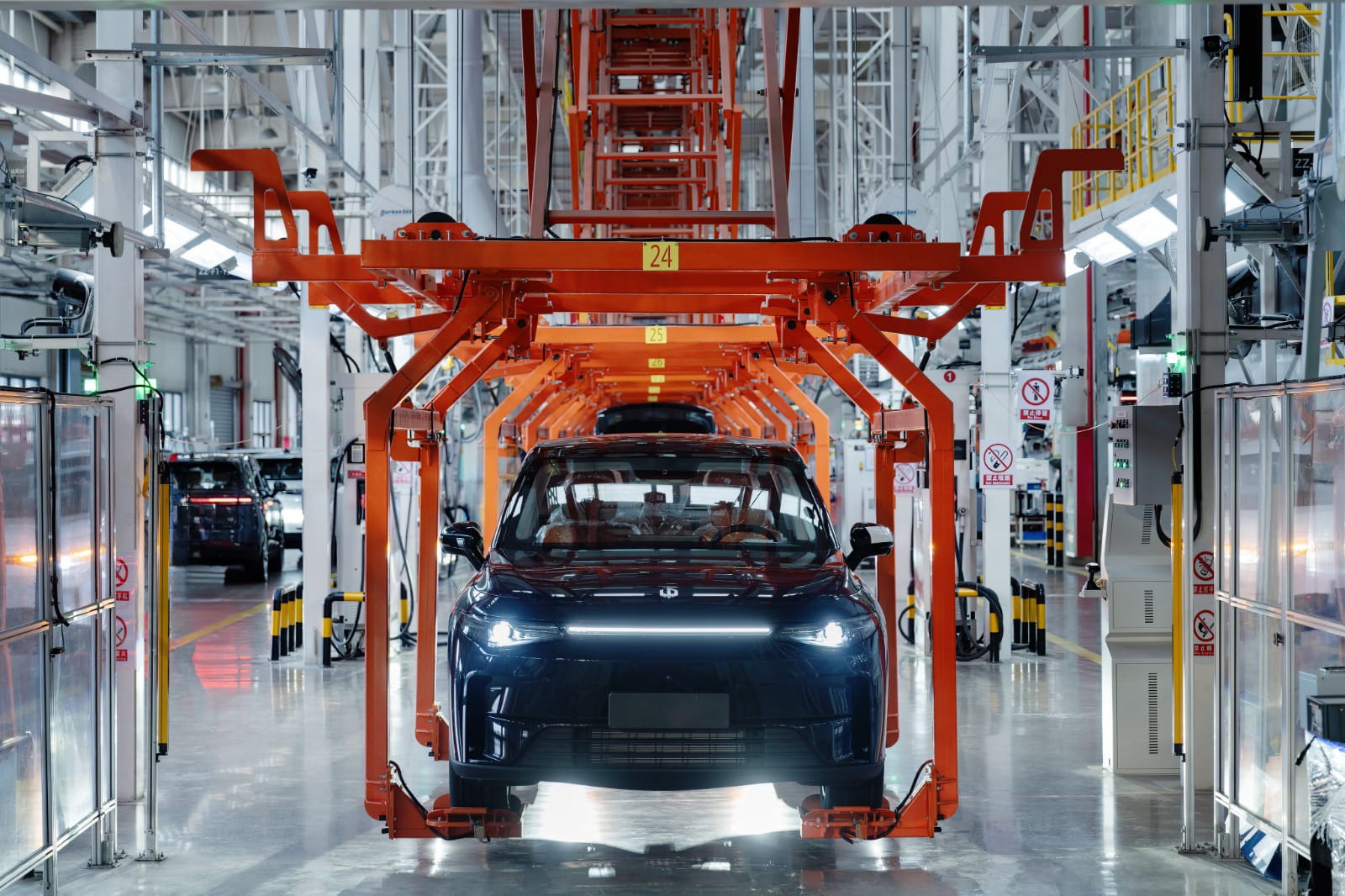 Leapmotor Perkuat R&D, Dorong Inovasi Kendaraan Listrik Global