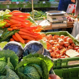 Ekonom Ungkap Penyebab Harga Pangan Naik: Bukan Langka, Tapi Distribusi Terganggu