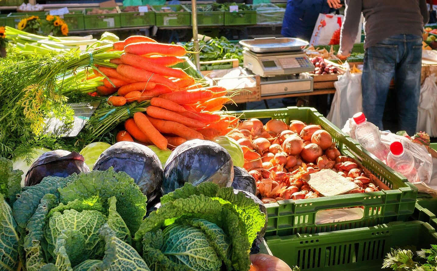 Ekonom Ungkap Penyebab Harga Pangan Naik: Bukan Langka, Tapi Distribusi Terganggu