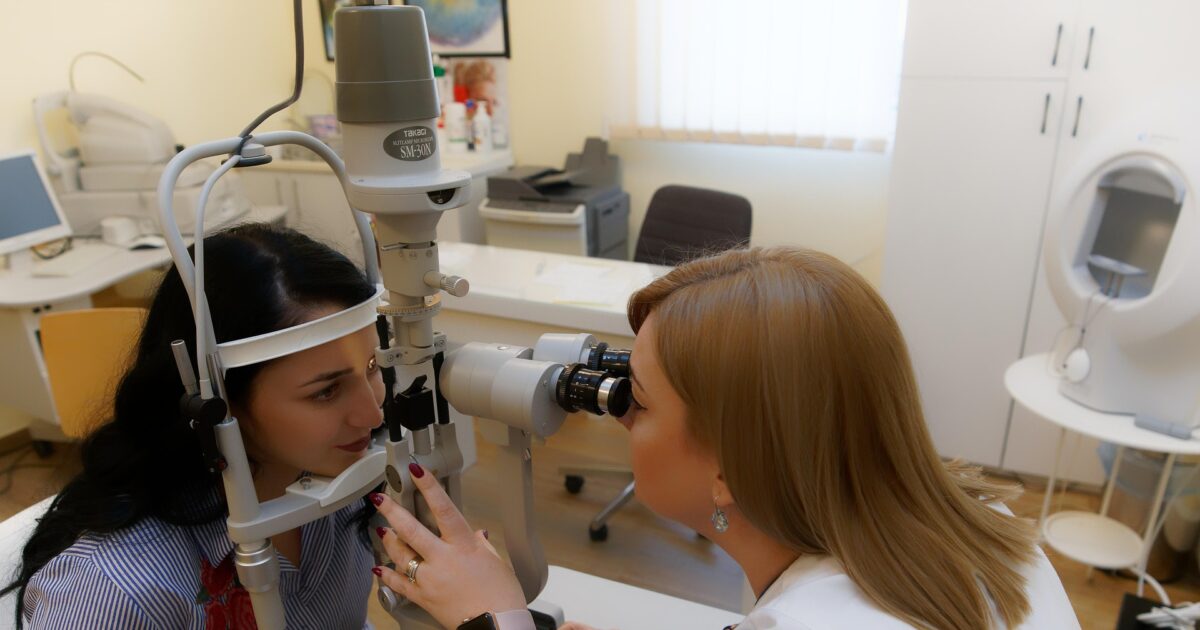 JEC Ajak Masyarakat Waspada Glaukoma, Penyakit Mata Tanpa Gejala yang Bisa Sebabkan Kebutaan