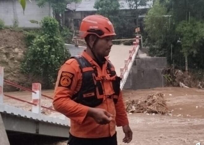 Banjir Bandang Rumpin! Jembatan Gobang Ambruk, 2 Rumah Hanyut