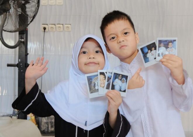 Fujifilm Ajak Anak Panti Abadikan Foto Keluarga Pertama di Ramadan