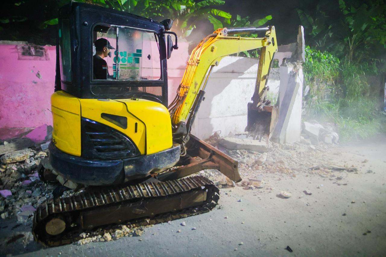 Pemkot Bogor Tertibkan Bangunan di Atas Drainase, Jalan Kembali Normal