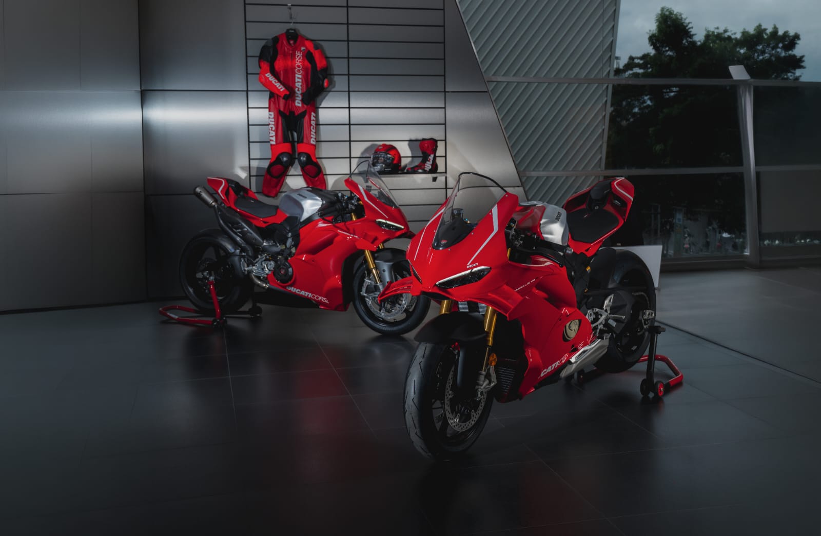 Ducati Panigale V4 R Resmi Hadir di Indonesia, Superbike Legal Jalan Raya dengan DNA MotoGP