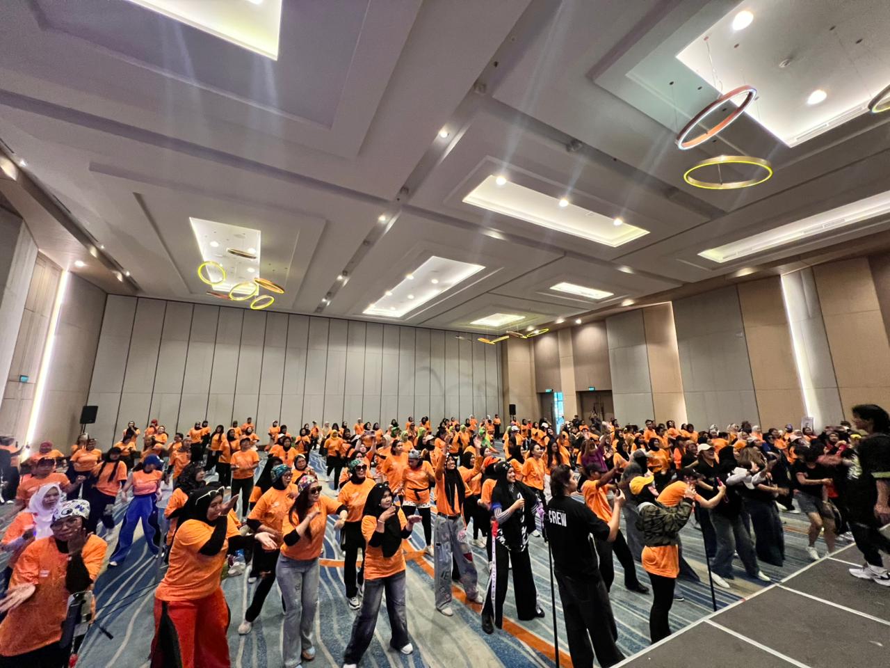 Seru! Zumba Party Bekasi 2026 Jadi Ajang Olahraga dan Literasi Sekaligus