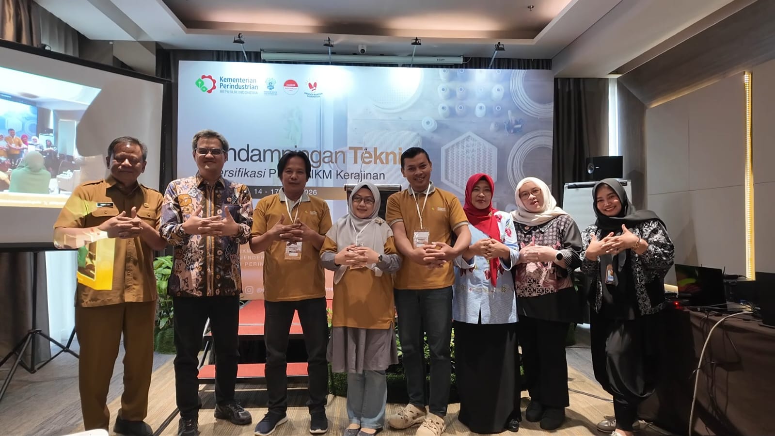 Kemenperin Akselerasi IKM Kerajinan Cirebon Melalui Pendampingan Teknis Diversifikasi Produk
