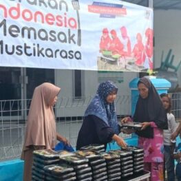 Super Indo Salurkan 3.000 Paket Pangan di 6 Kota Lewat Program Silaturahmi Lebaran
