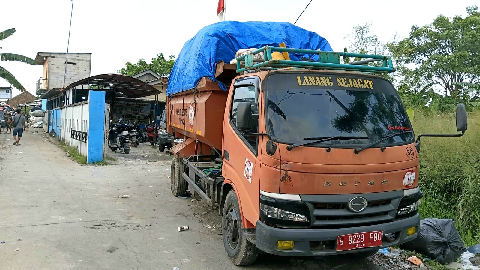 Bukan Protes Biasa! Warga Kompak Tolak Penutupan TPST: Ini Soal Hidup Mereka
