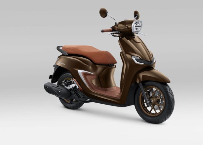 Motor Retro Honda Stylo 160 Burgundy 2026: Mewah, Stylish, dan Bikin Viral