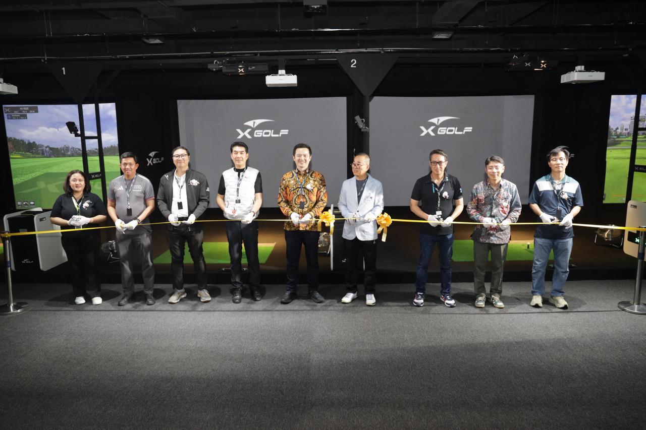 X-GOLF Resmi Hadir di Cikarang, Tawarkan Sensasi Main Golf Modern di Dalam Ruangan