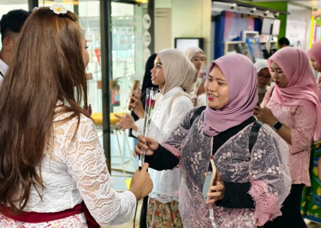 FIFGROUP Rayakan Hari Kartini di MRT Blok M, Ajak Perempuan Temukan Potensi Diri Lewat Aktivasi Interaktif
