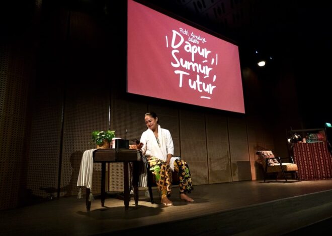“Dapur Sumur Tutur”: Putri Ayudya Angkat Luka Perempuan Lintas Generasi di Panggung Intim